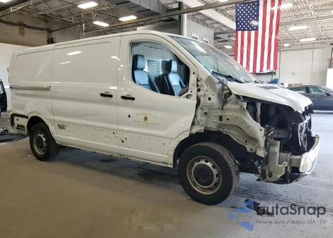 2017 Ford Transit T-150 z USA, uszkodzony, nr VIN 1FTYE1YM2HKA04343